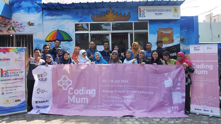 Ketika Ibu-ibu di Lampung Belajar Pemrograman di Acara 